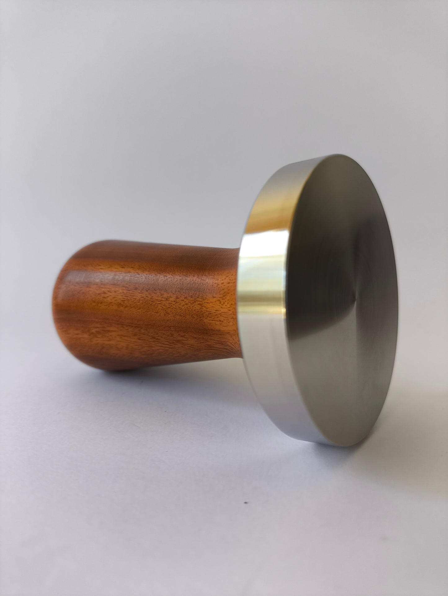 tamper cafe barista