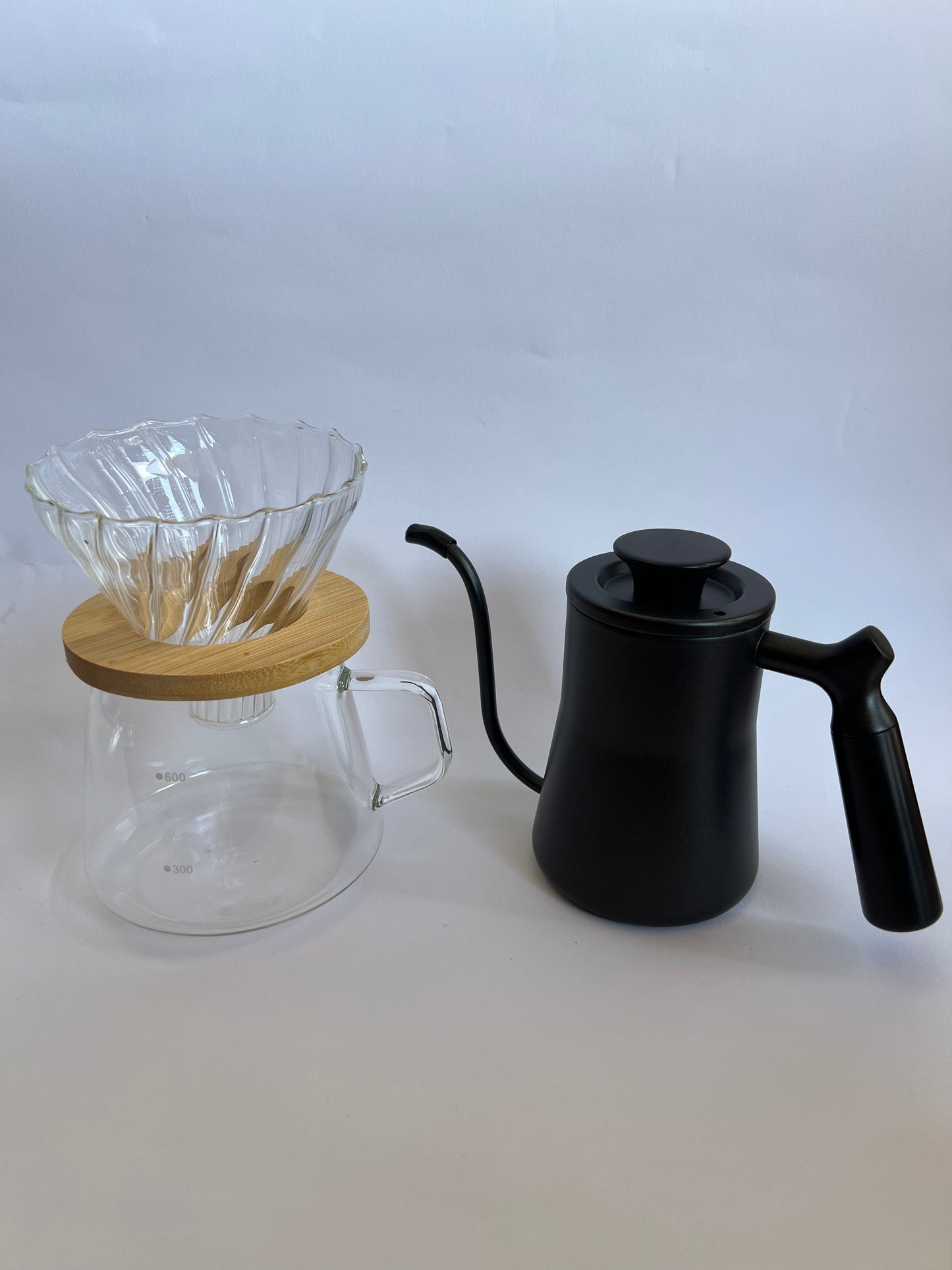 Kit V60 con Server + Caldera Cuello cisne